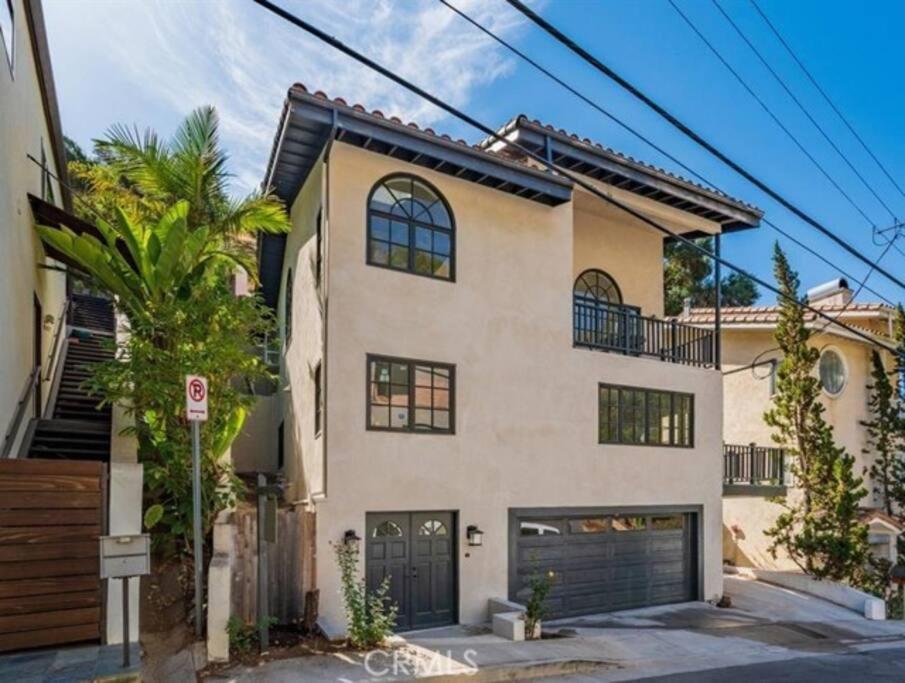 Stunning Mediterranean Mansion In Laurel Canyon ลอสแอนเจลิส ภายนอก รูปภาพ